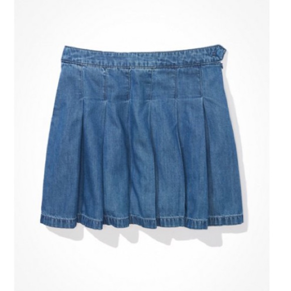 NWOT AE pleated denim mini skirt